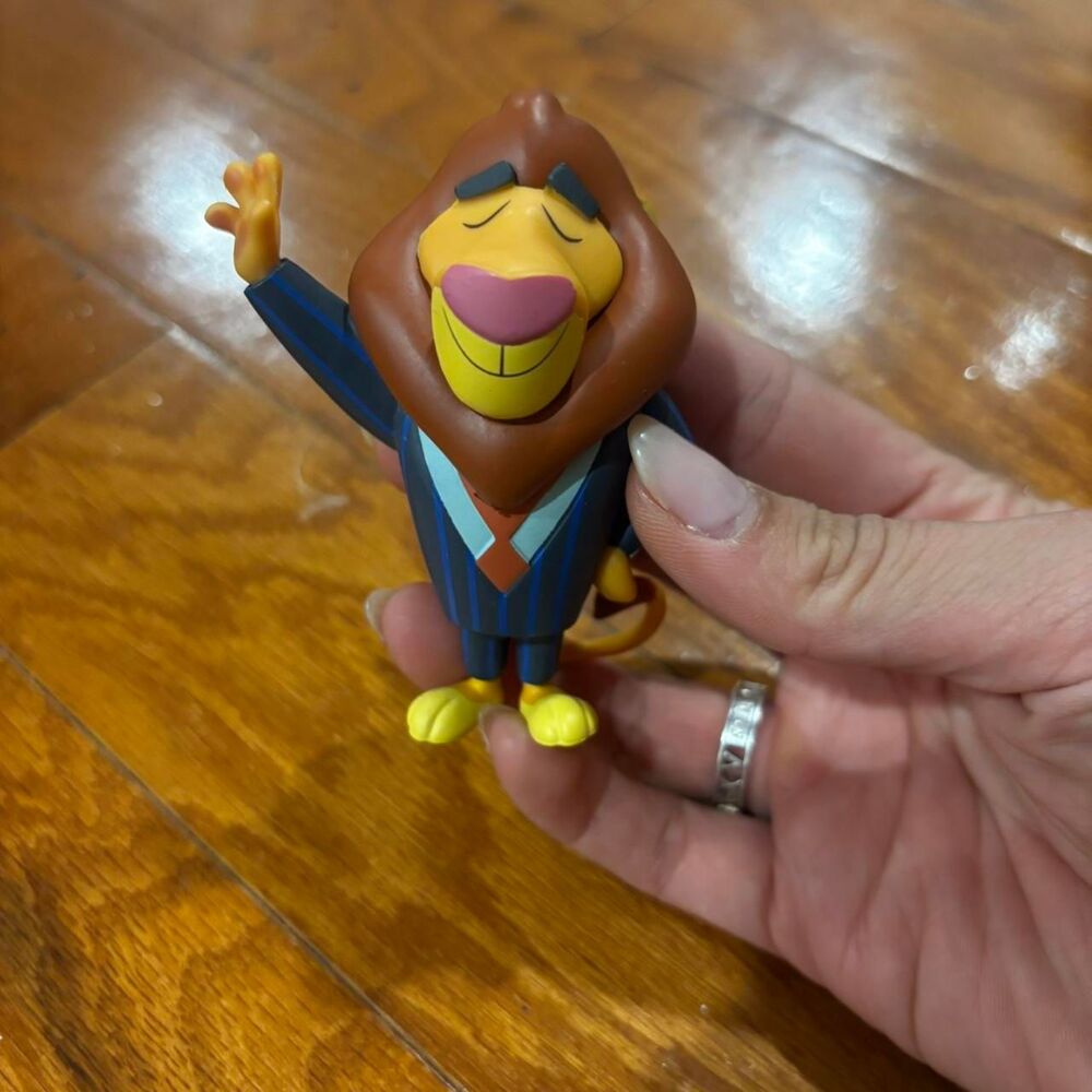 ZOOTOPIA FUNKO Disney Collector's Lion Action Figure Mayor Limited Lionheart  B9